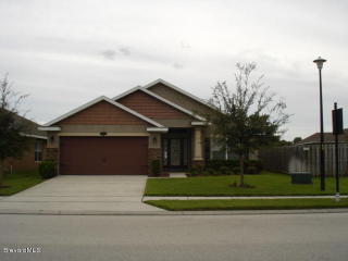 4195 Aria Dr, Melbourne, FL 32904-1202