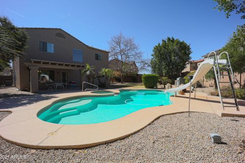 16172 Mauna Loa Ln, Sun City, AZ 85379-5126