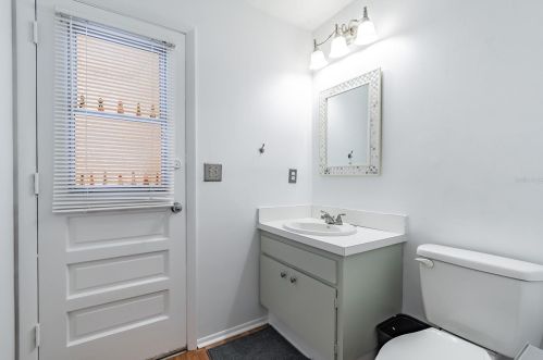 14677 Pine Glen Cir, Lutz FL  33559-3289 exterior