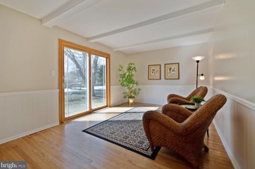 28 Fieldston Rd, Princeton NJ 08540-6429 exterior