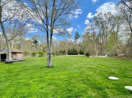 19 Snake Meadow Hill Rd, Moosup CT  06354-1926 exterior