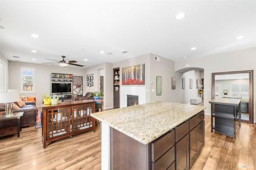 5284 Gramercy Cir, Fairfield CA  94533-6680 exterior