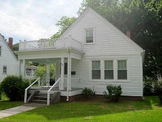 422 Chautauqua Ave, Portsmouth, VA 23707-2102