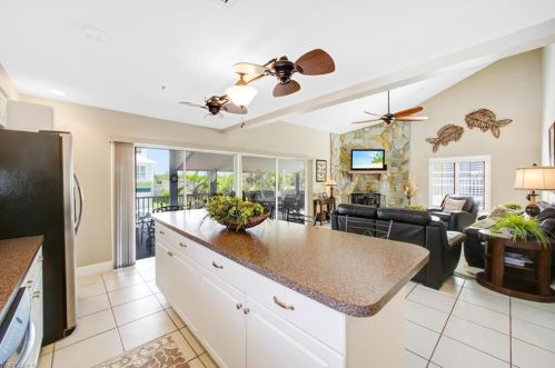 26427 Hickory Blvd, Bonita Springs FL 34134-8201 exterior