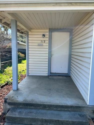 112 Clanton Ave, Woodland CA  95695-4648 exterior