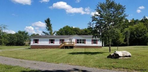 2305 Phillips Rd, Lebanon, TN 37087-7376