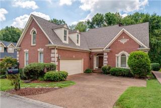 707 Summerwind Cir, Nashville, TN 37215-6124