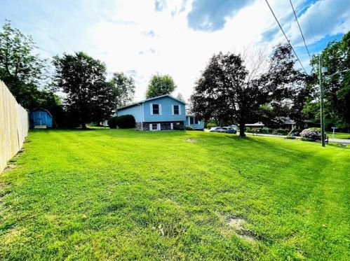 103 Leona St, Hopwood PA  15445-2032 exterior