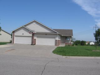 1313 Glancey St, Andover KS  67002-7406 exterior