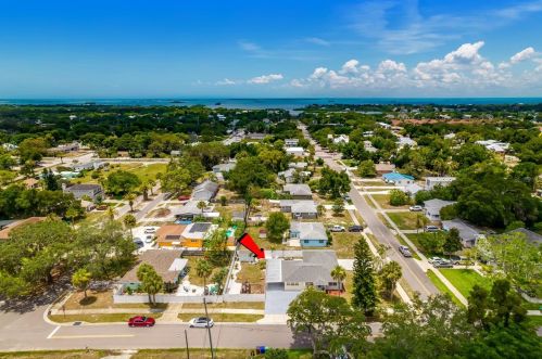 1017 14th St, Palm Harbor, FL 34683-4506