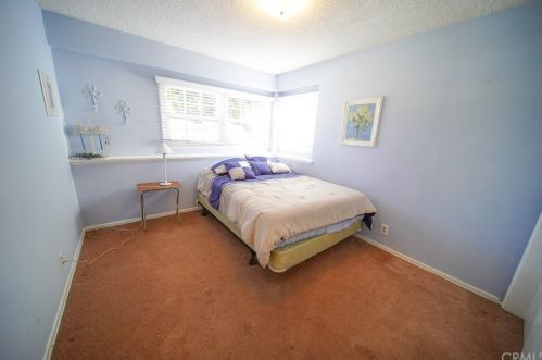 2402 Sycamore St, Anaheim CA  92806-3021 exterior