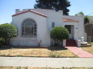 3510 Esmond Ave, Richmond, CA 94805-1327