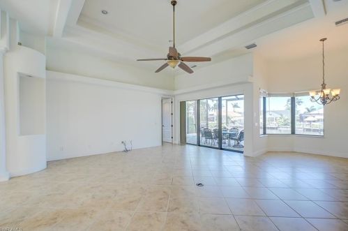 5240 20 Ave, Cape Coral FL  33990-4815 exterior