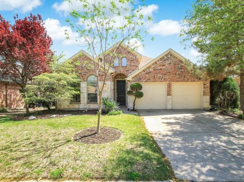 2428 Dove Creek Dr, Oak Point, TX 75068-6642