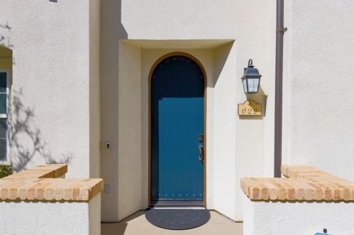 622 Olive St, Anaheim, CA 92805-2711