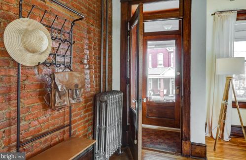 546 Orange St, Lancaster PA  17603-3669 exterior