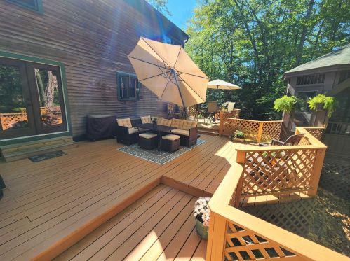 332 Silver St, Wakefield, NH 03887-6314