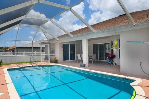 3720 16th Pl, Cape Coral, FL 33904-5064