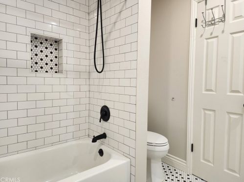 11051 Kibbins Cir, Stanton CA  90680-2931 exterior