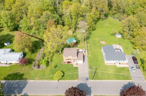 184 Nejako Dr, Middletown, CT 06457-2044