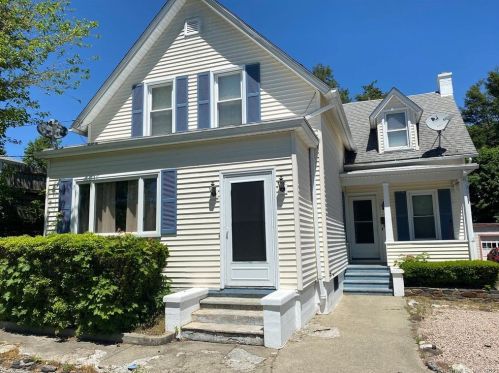 42 Freeman Ave, Norwich, CT 06360-3639