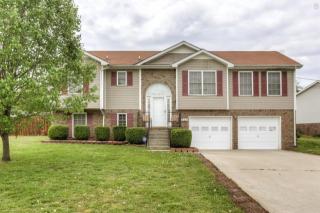 967 Hedge Apple Dr, Clarksville, TN 37040-2879