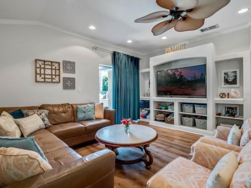 301 Ridgeway Blvd, Deland FL  32724-8811 exterior