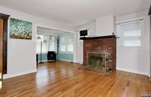 384 Elm Ave, Bogota NJ  07603-1501 exterior