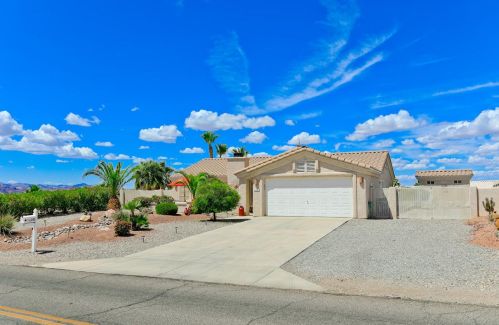 241 Cypress Dr, Lake Havasu City, AZ 86403-6873