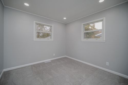 2026 84th St, Kenosha WI  53143-1619 exterior