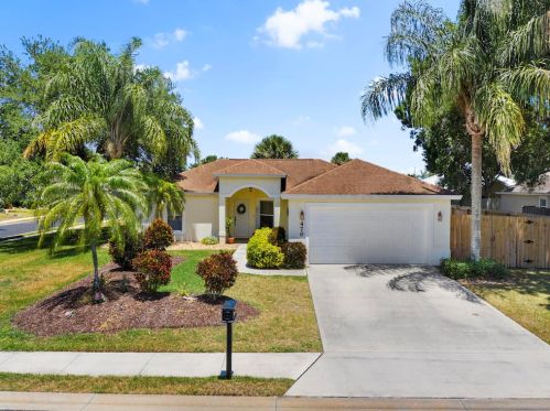 470 High Hawk Cir, Vero Beach, FL 32962-7146