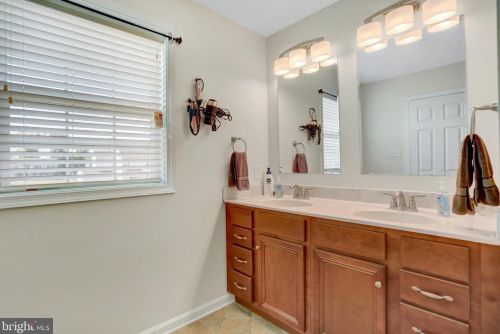 15499 Camden Dr, Upton PA  17225-8695 exterior