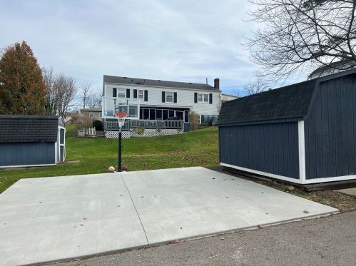 1616 Thorpe St, New Castle PA  16101-5144 exterior