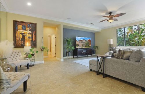 4021 Calistoga Ct, Modesto CA  95356-8987 exterior