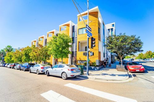 2104 Columbia St, San Diego CA 92101-1713 exterior