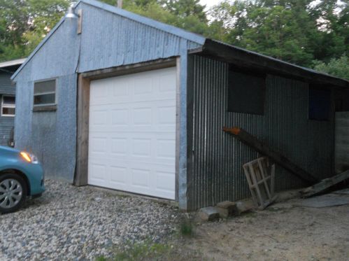 111 Harriman Hill Rd, Raymond, NH 03077-1566