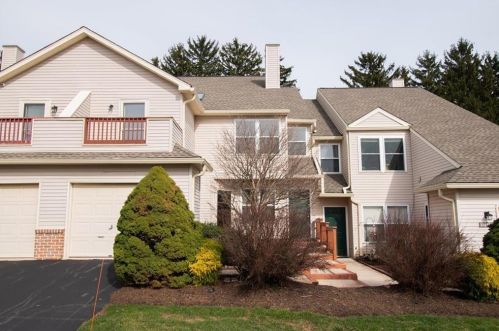 192 Lindfield Cir, Macungie PA  18062-1163 exterior