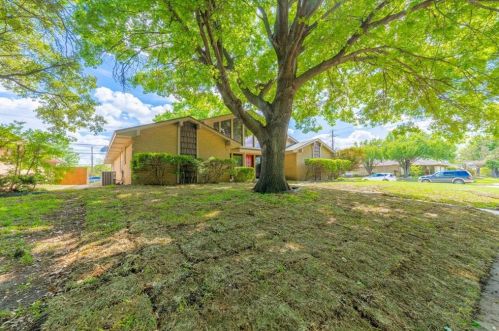 2628 Winterstone Dr, Plano TX  75023-7860 exterior