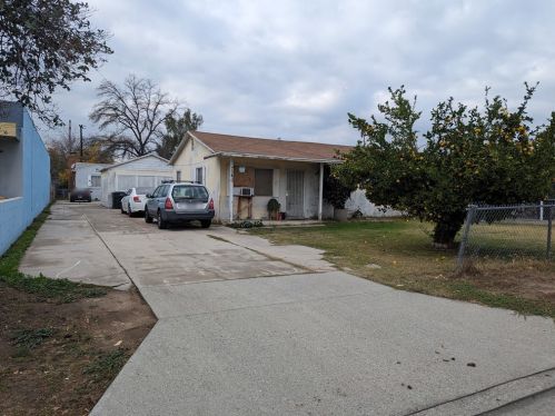 7240 Osbun Rd, San Bernardino, CA 92404-6430