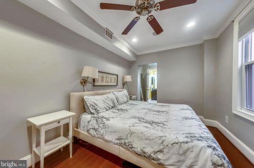 1826 18th St, Washington DC 20009-1707 exterior