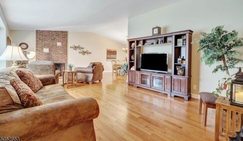 110 Glenwood Rd, Cranford NJ  07016-1920 exterior