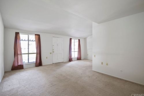 26749 Oak Crossing Rd, Santa Clarita, CA 91321-4963