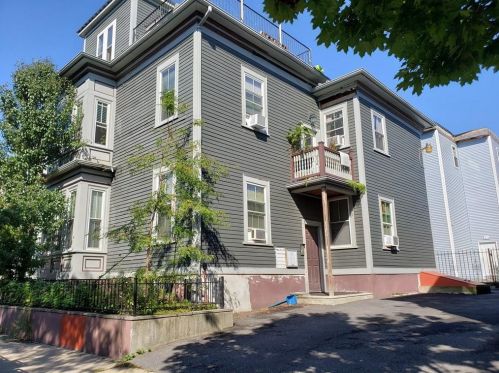 149 Almy St, Providence, RI 02909-1557