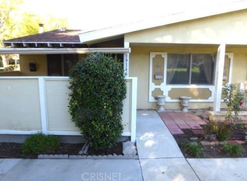 19116 Avenue Of The Oaks, Santa Clarita CA  91321-5367 exterior