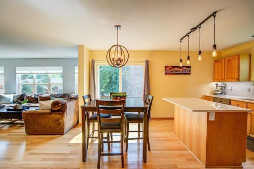 2909 Interlaken Pass, Madison WI  53719-2476 exterior