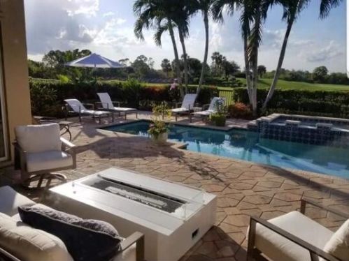 263 Isle Way, West Palm Beach, FL 33418-4596