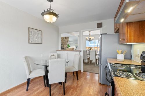 2490 Lexington Way, San Bruno CA  94066-2815 exterior