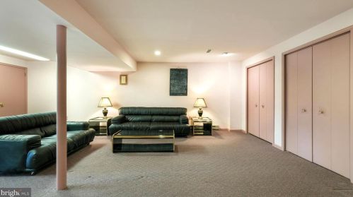 239 Goshen Rd, Collegeville PA  19473-2203 exterior