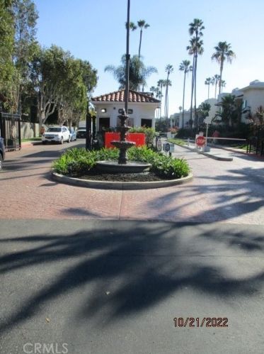 1128 Palo Verde Ave, Long Beach, CA 90815-4664