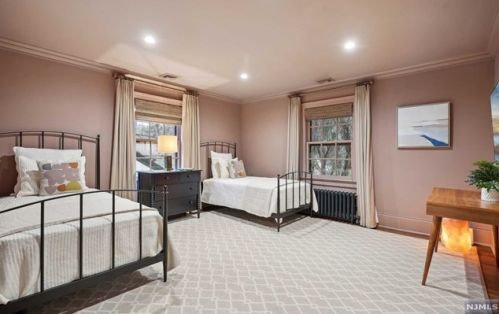 16 The Fairway, Montclair NJ  07043-2534 exterior